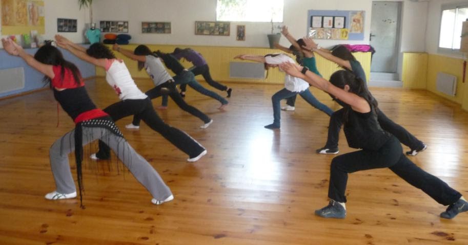 Stretching postural à Montélimar et aux alentours pour les adolescents 